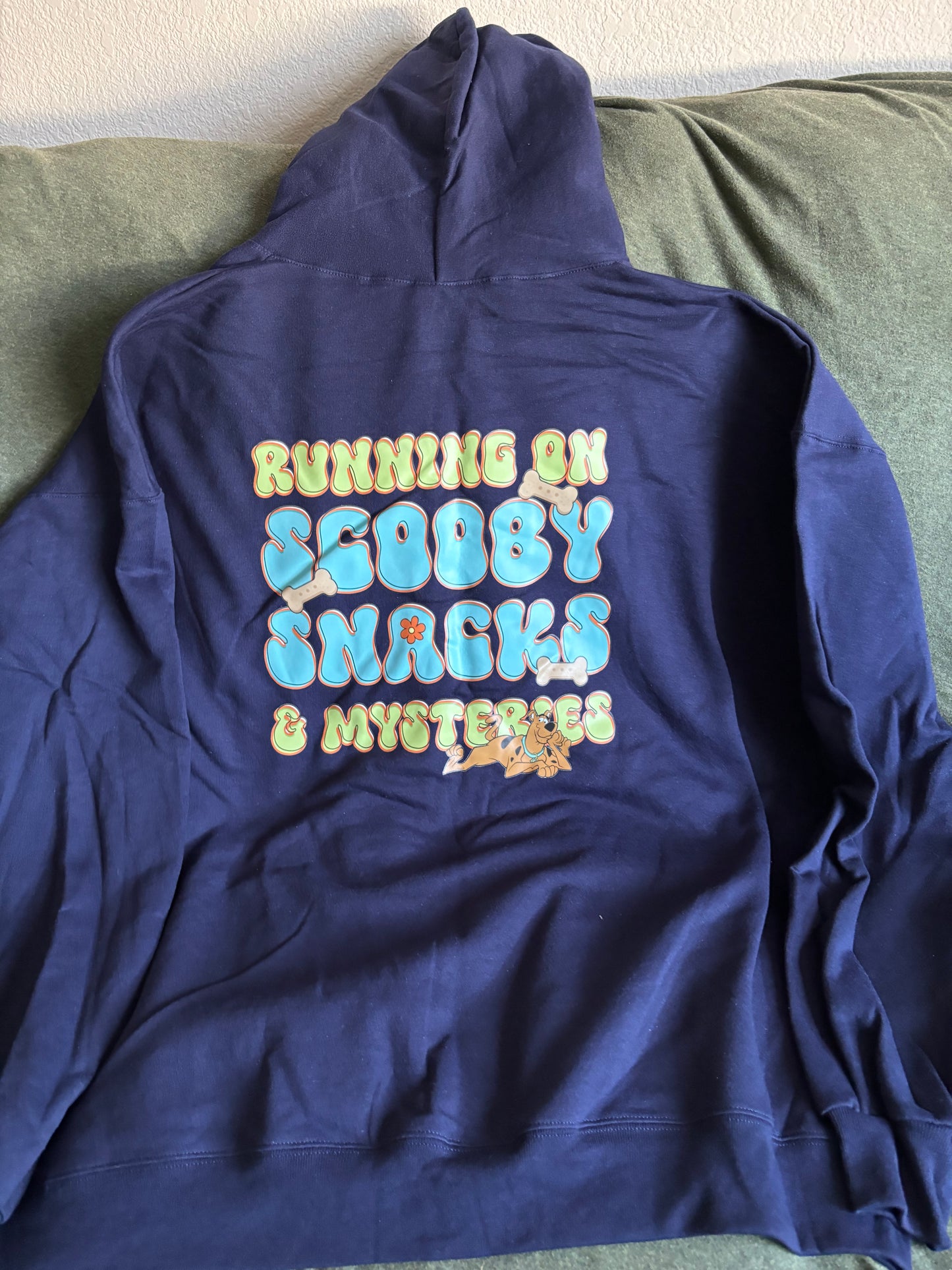 Running on Scooby Snacks & Mysteries 2XL navy blue hoodie