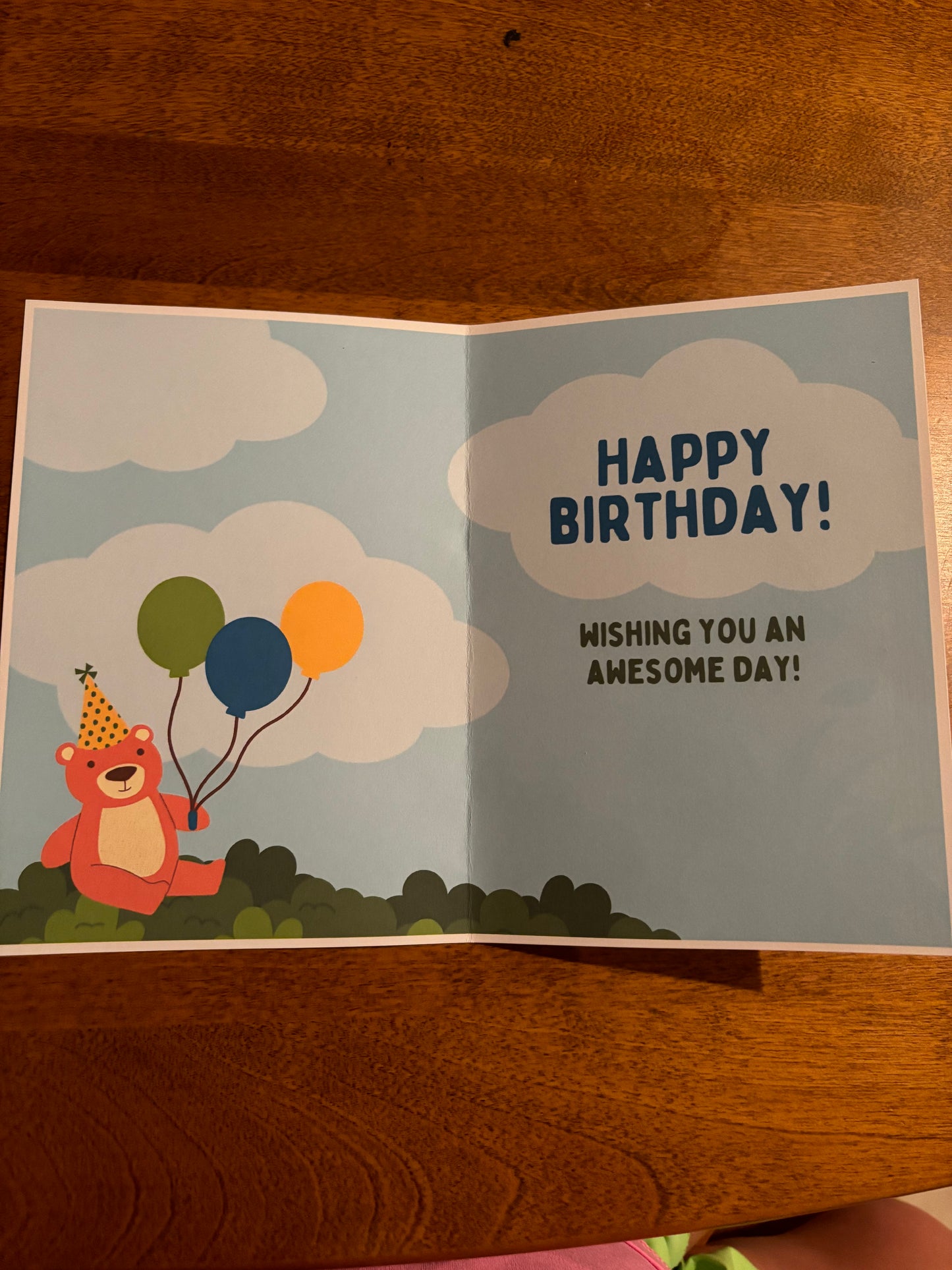 Happy Birthday Card bear with balloon